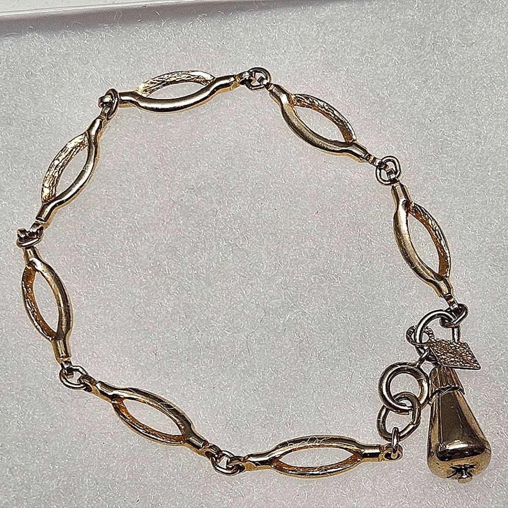 VTG Sarah Coventry bracelet
